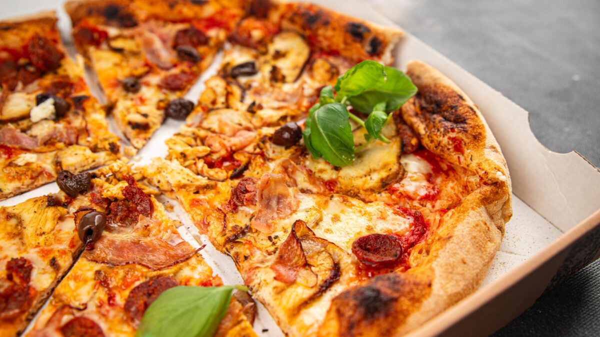 Is Fine Dining Dying? How Casual Restaurants Are Winning