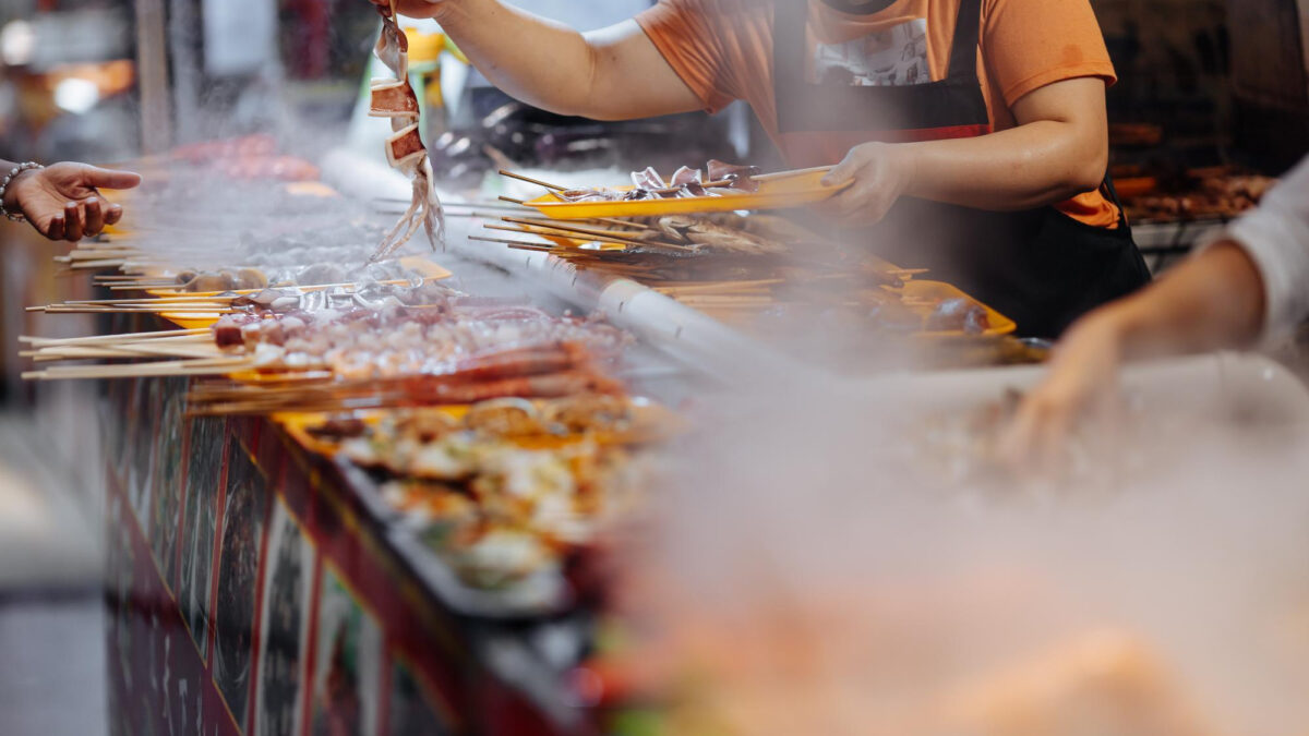 Best Time to Visit Bangkok for Street Food (Month-by-Month Guide)