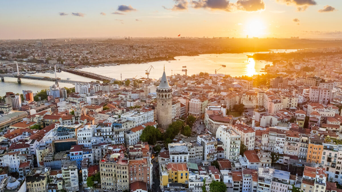 What to Eat in Istanbul for First Time Visitors