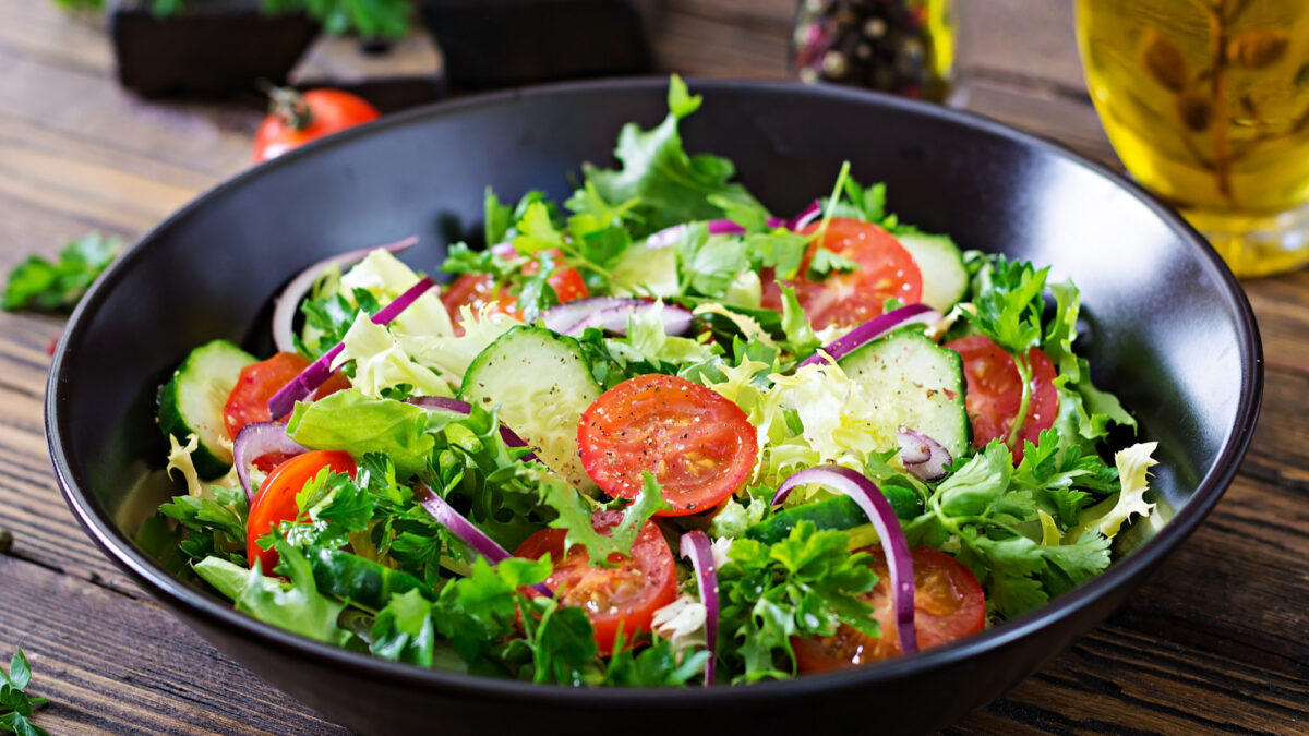 Healthy Recipes Salads: Fresh, Easy, and Flavorful Ideas for Every Day